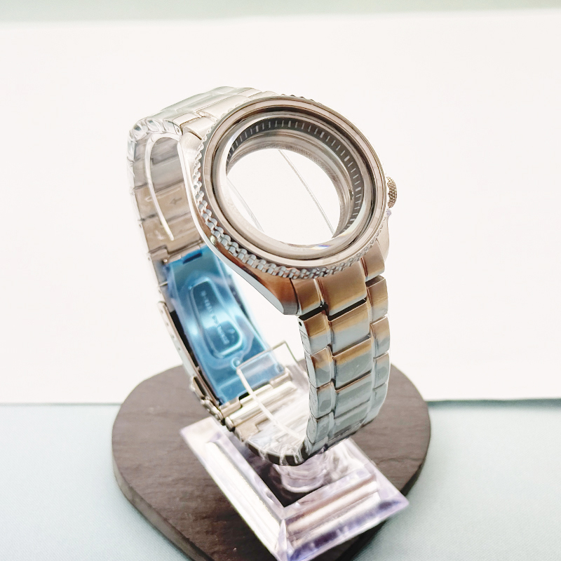 Op maat gemaakte 42mm SKX007 h - Exhibition Caseback recensie en prijs